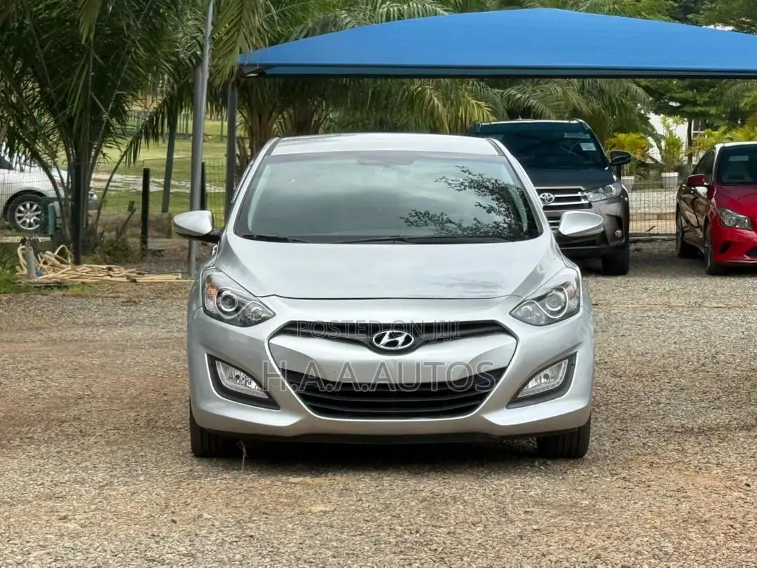 Hyundai Elantra GT 2013 Silver