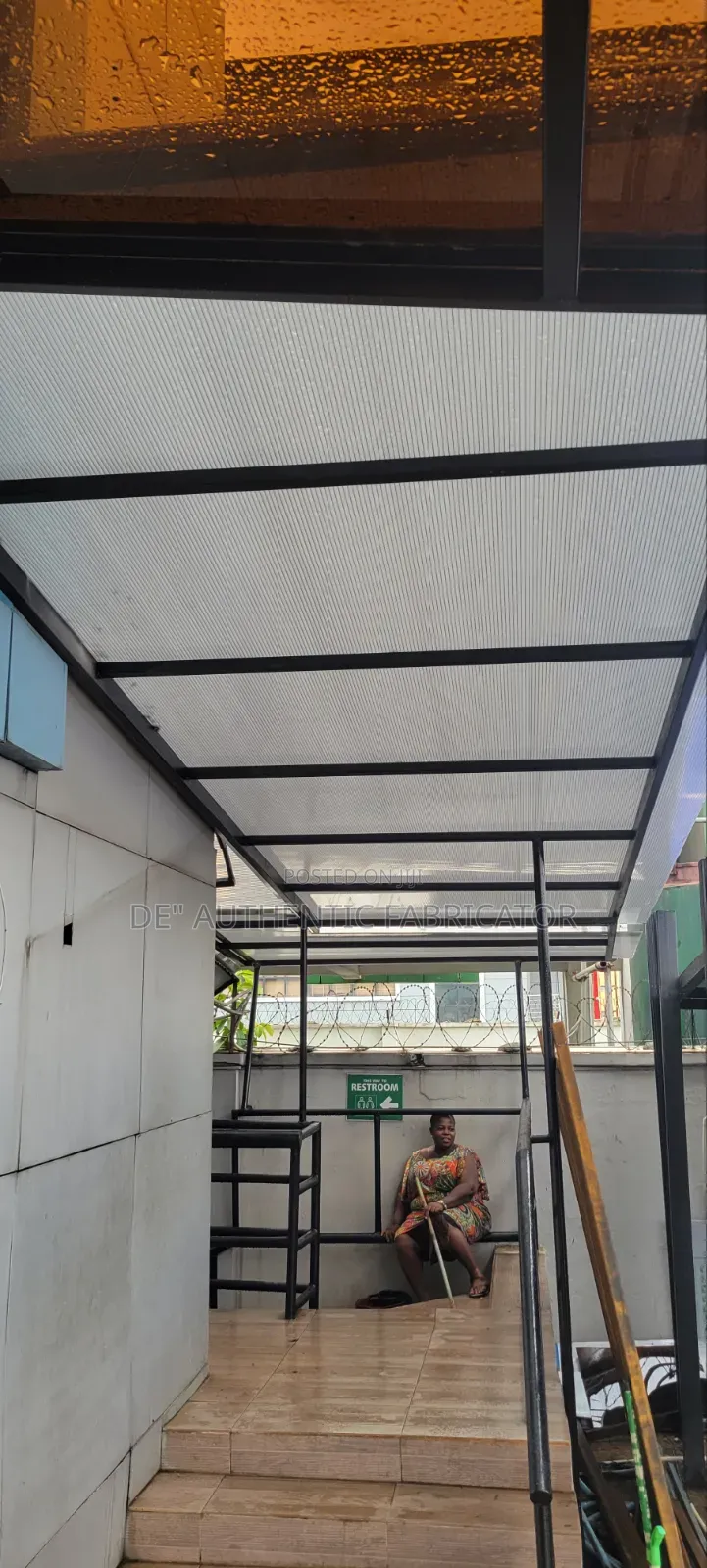 Dampalon Shade Cover