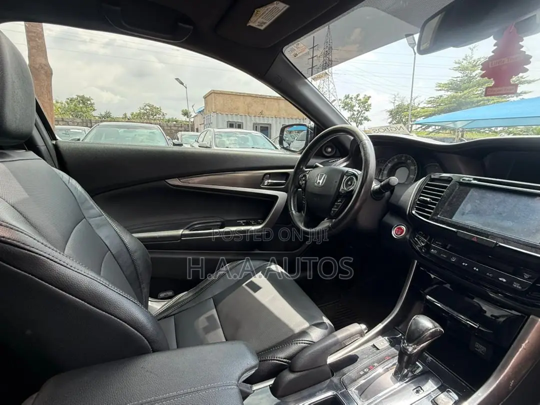 Honda Accord Touring V6 2dr Coupe FWD (3.5L 6cyl 6A) 2017 Black