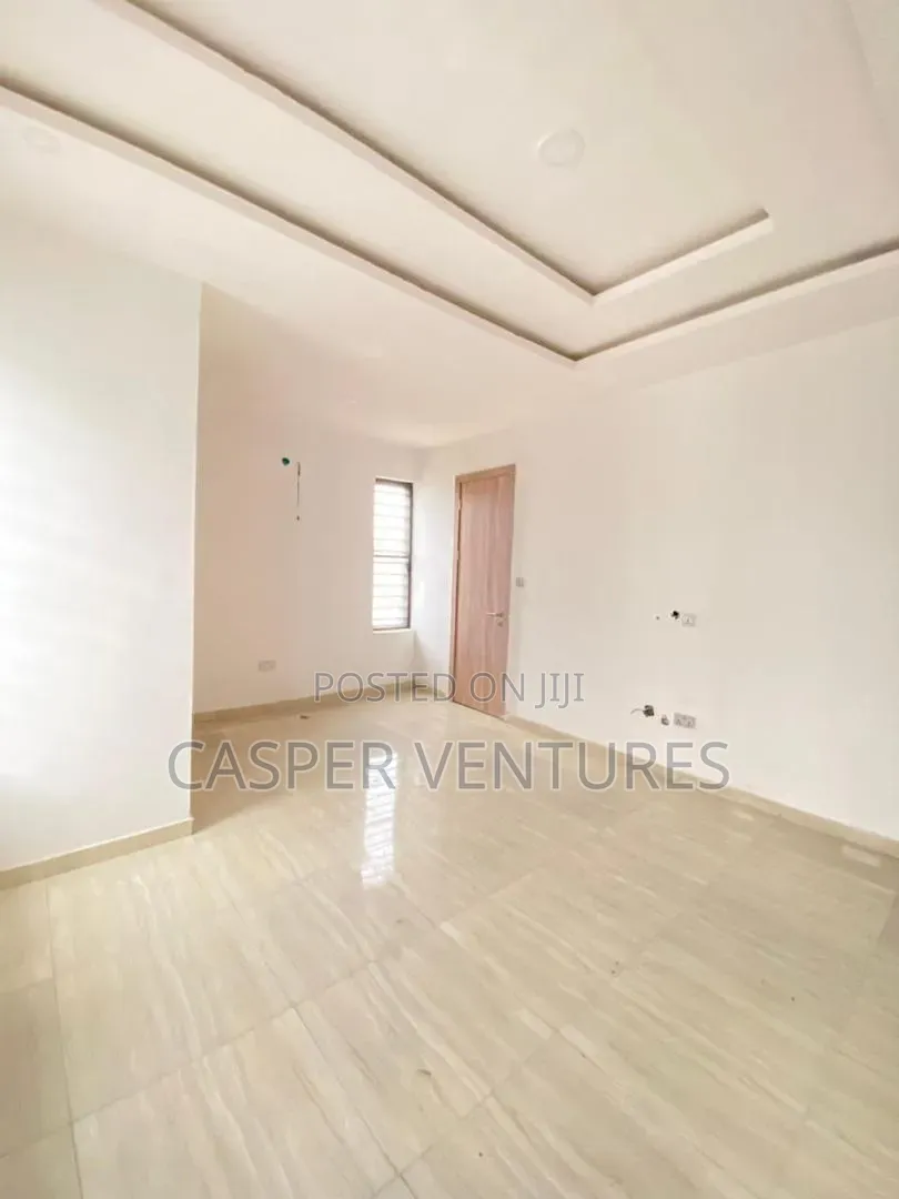 4bdrm Duplex in Lekki County, Ikota for sale