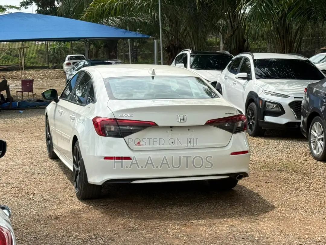 Honda Civic Sport CVT 2023 White