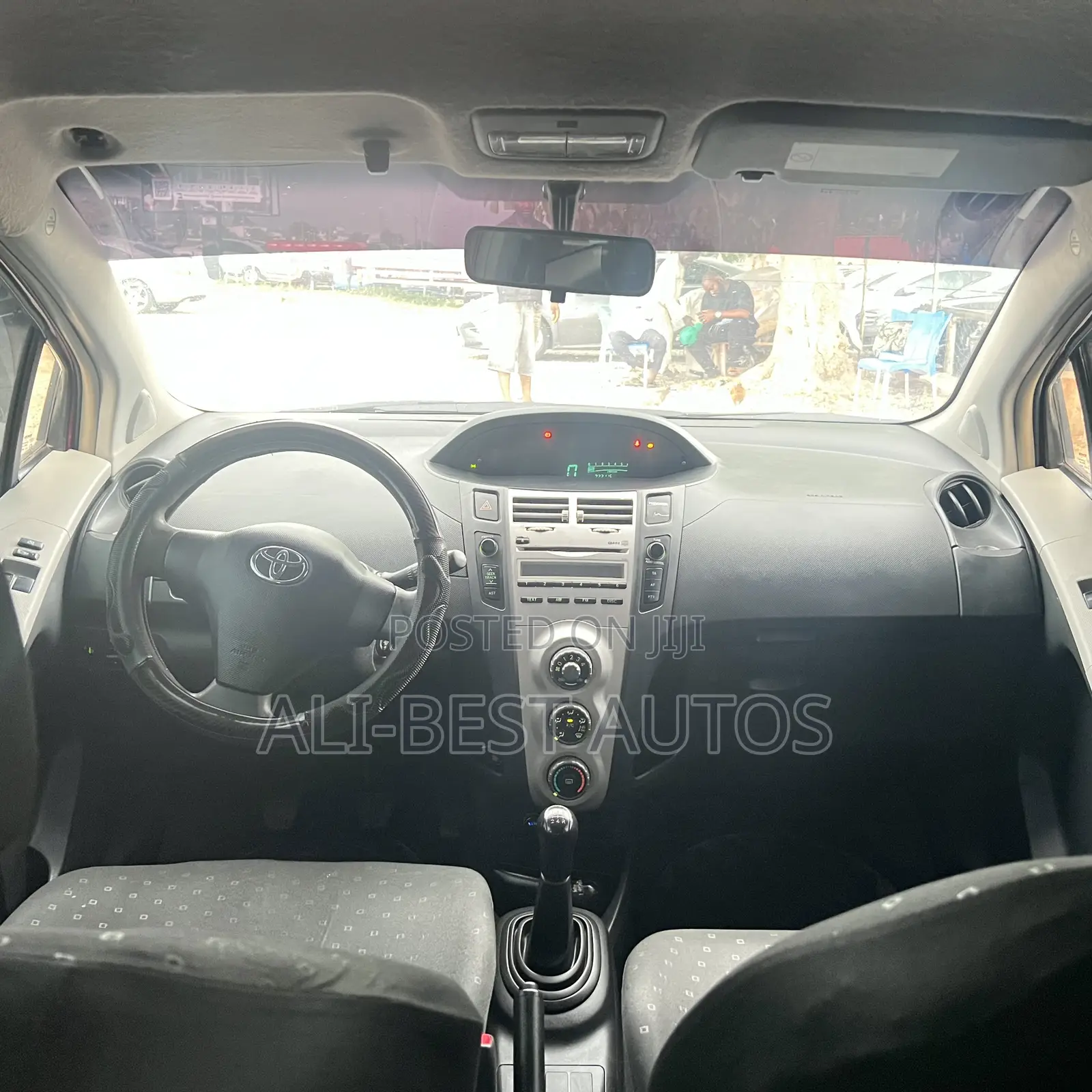 Toyota Yaris 2008 Red