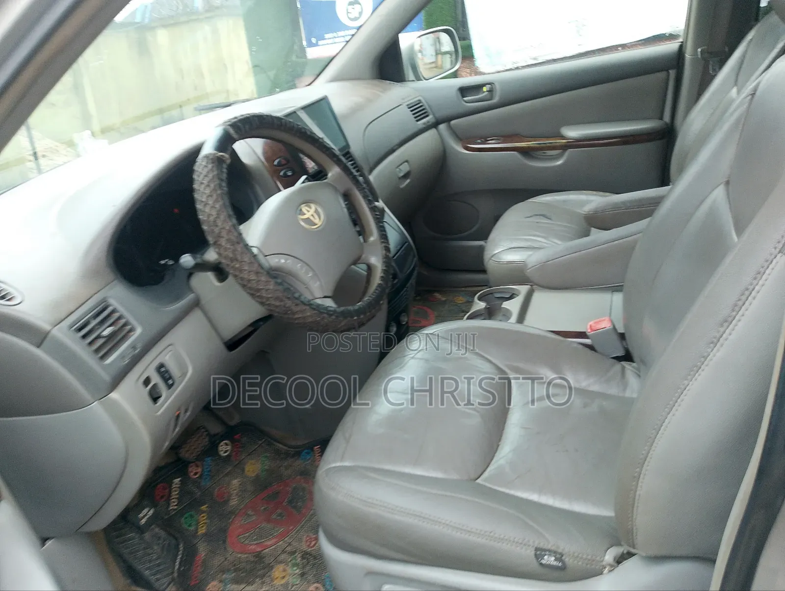 Toyota Sienna XLE FWD 2009 Gray