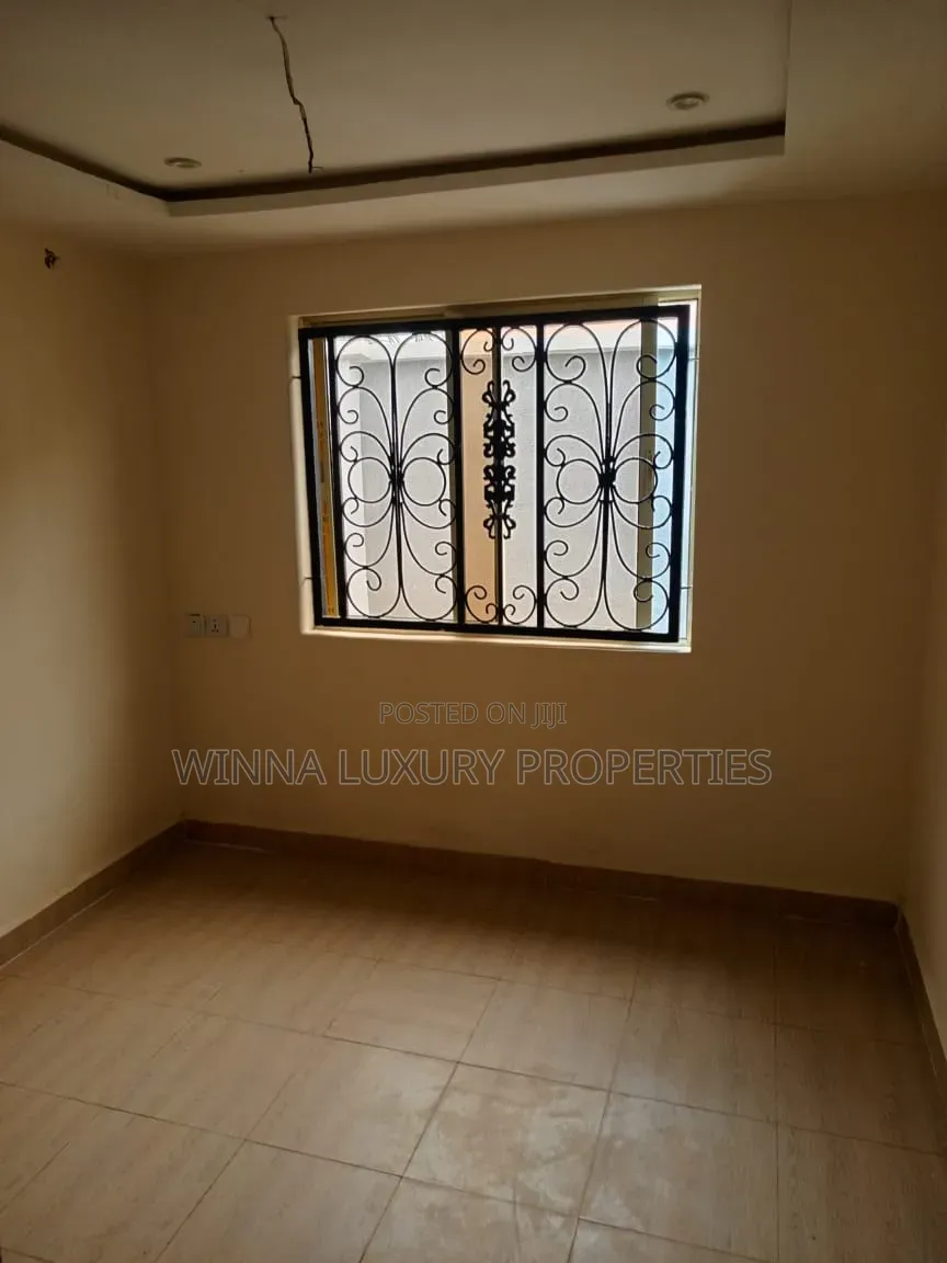 2bdrm Bungalow in City View Estate, Dakwo District for rent