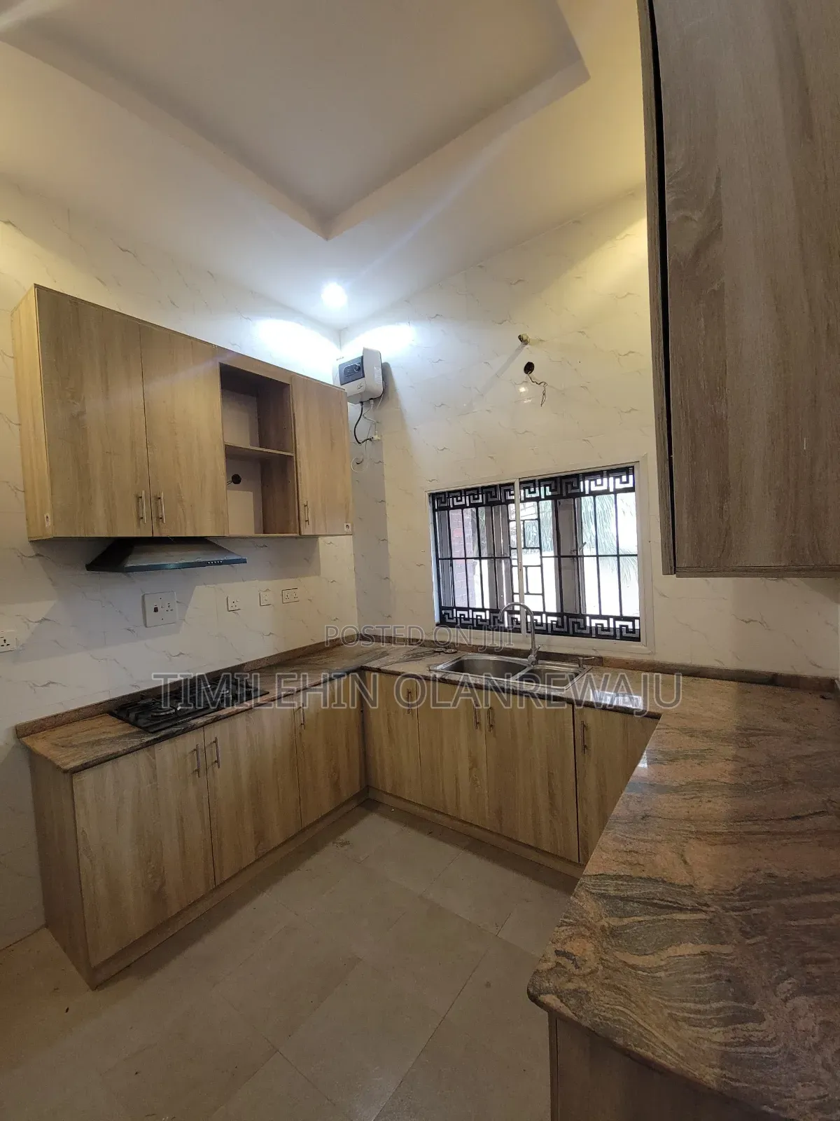 3bdrm Duplex in Kolapo Ishola Gra, Akobo for rent