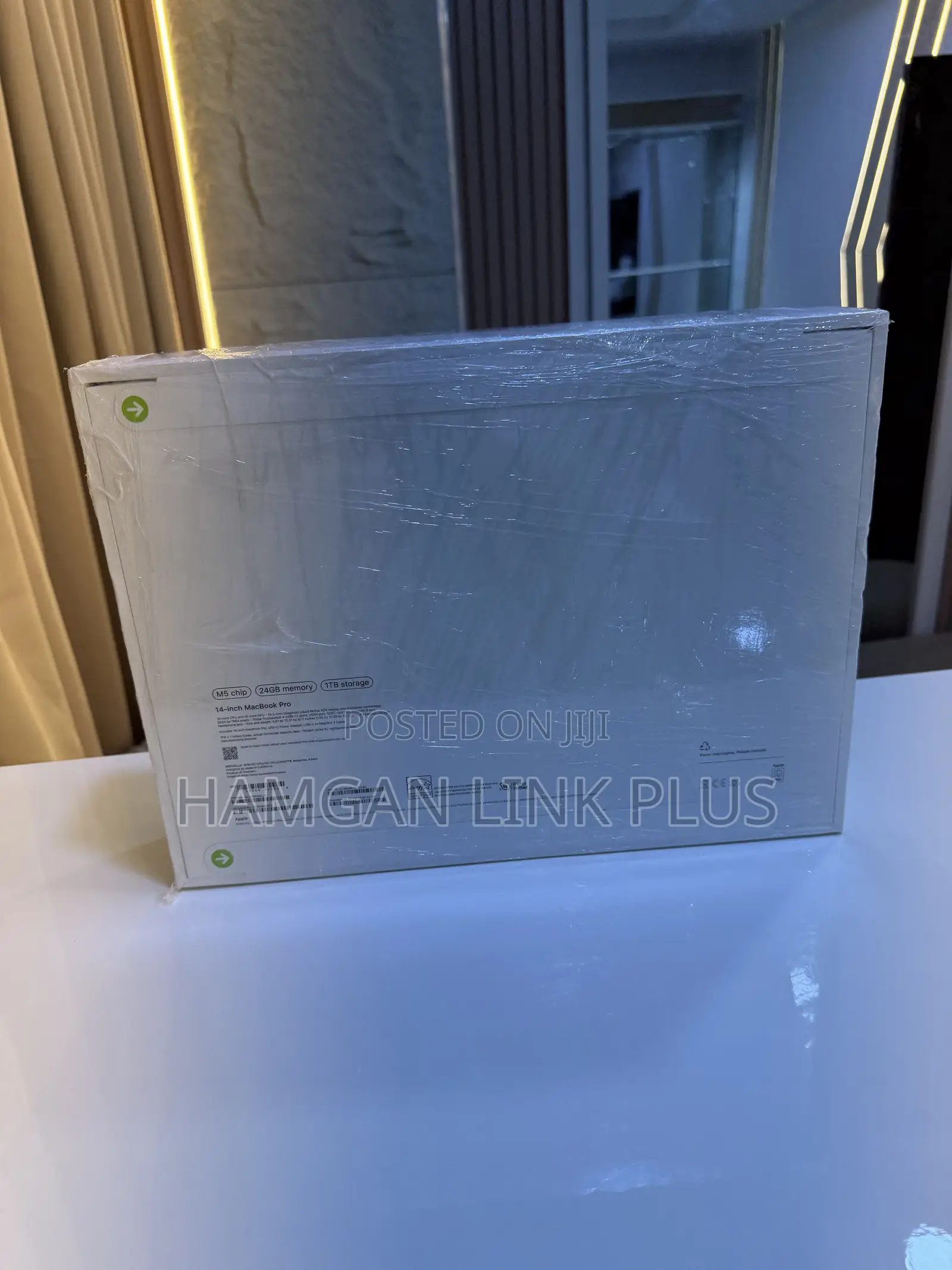 New Laptop Apple MacBook Pro 2026 M6 24GB Apple M5 SSD 1T