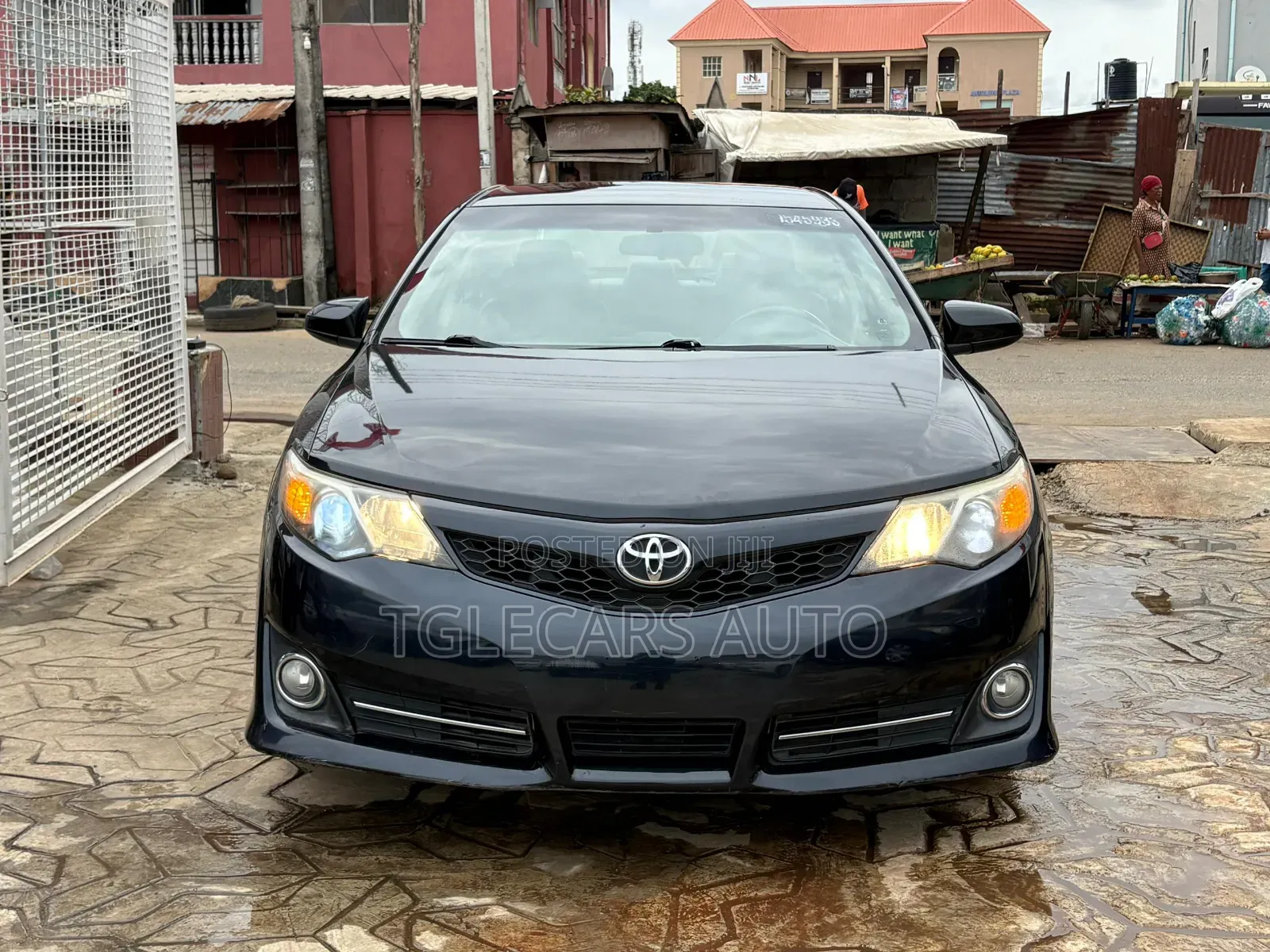 Toyota Camry SE 4dr Sedan (2.5L 4cyl 6A) 2012 Blue
