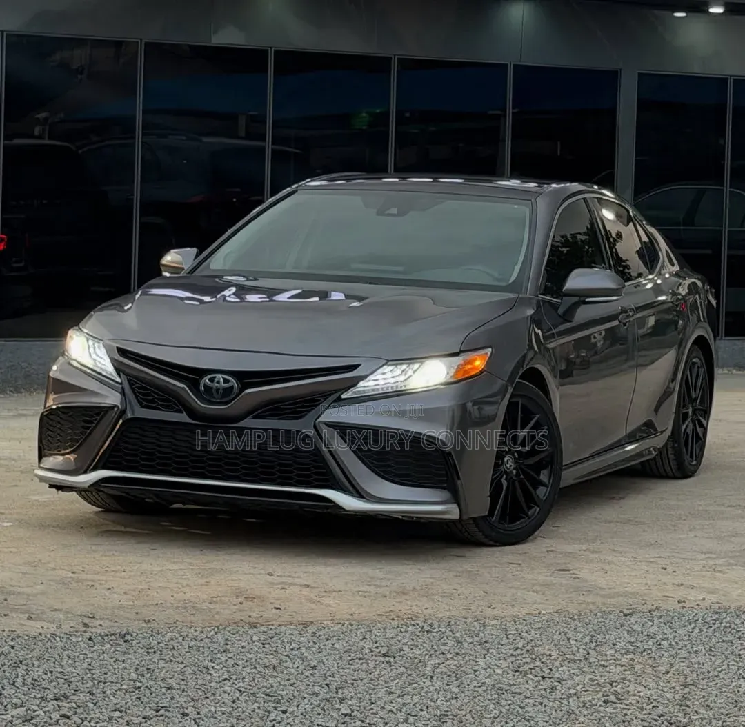 Toyota Camry 2022 Gray
