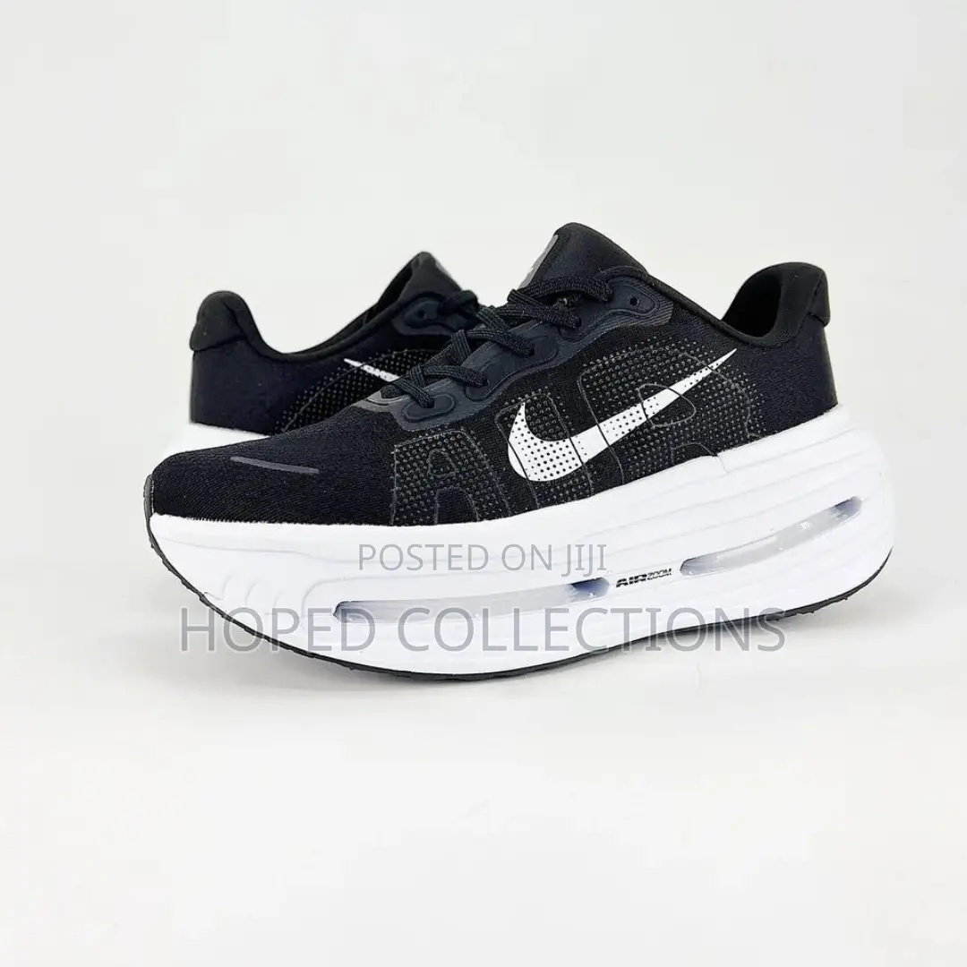 Original Nike Vomero Sneakers