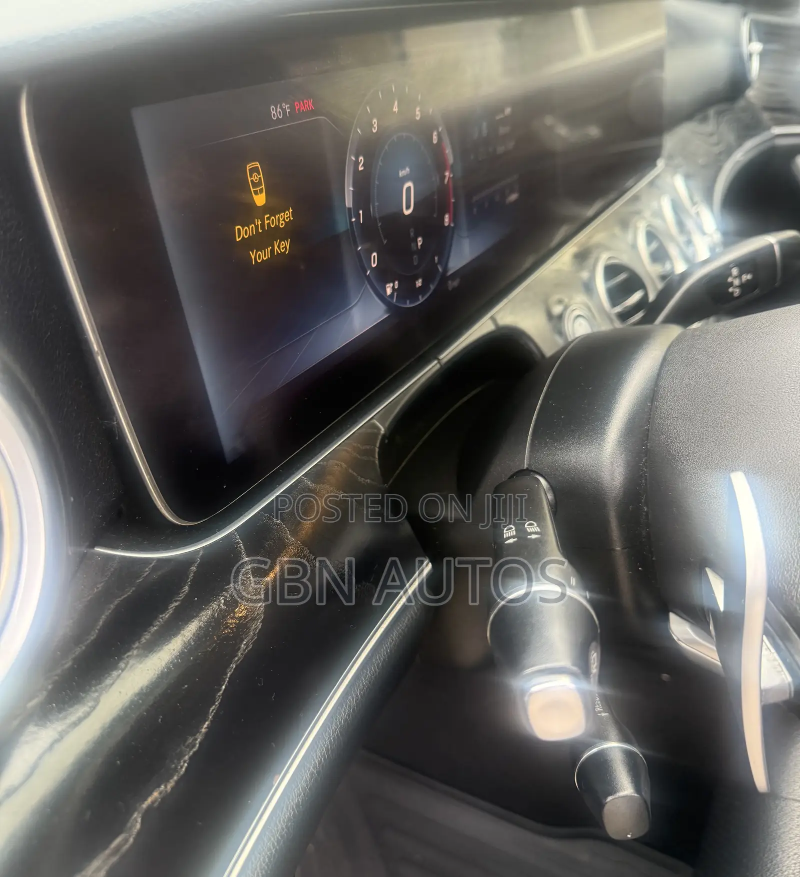 Mercedes-Benz E300 Base RWD Sedan (2.0L 4cyl 9A) 2017 Gray