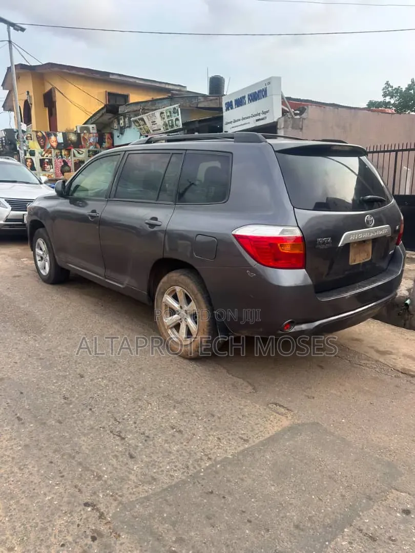 Toyota Highlander 2008 Gray