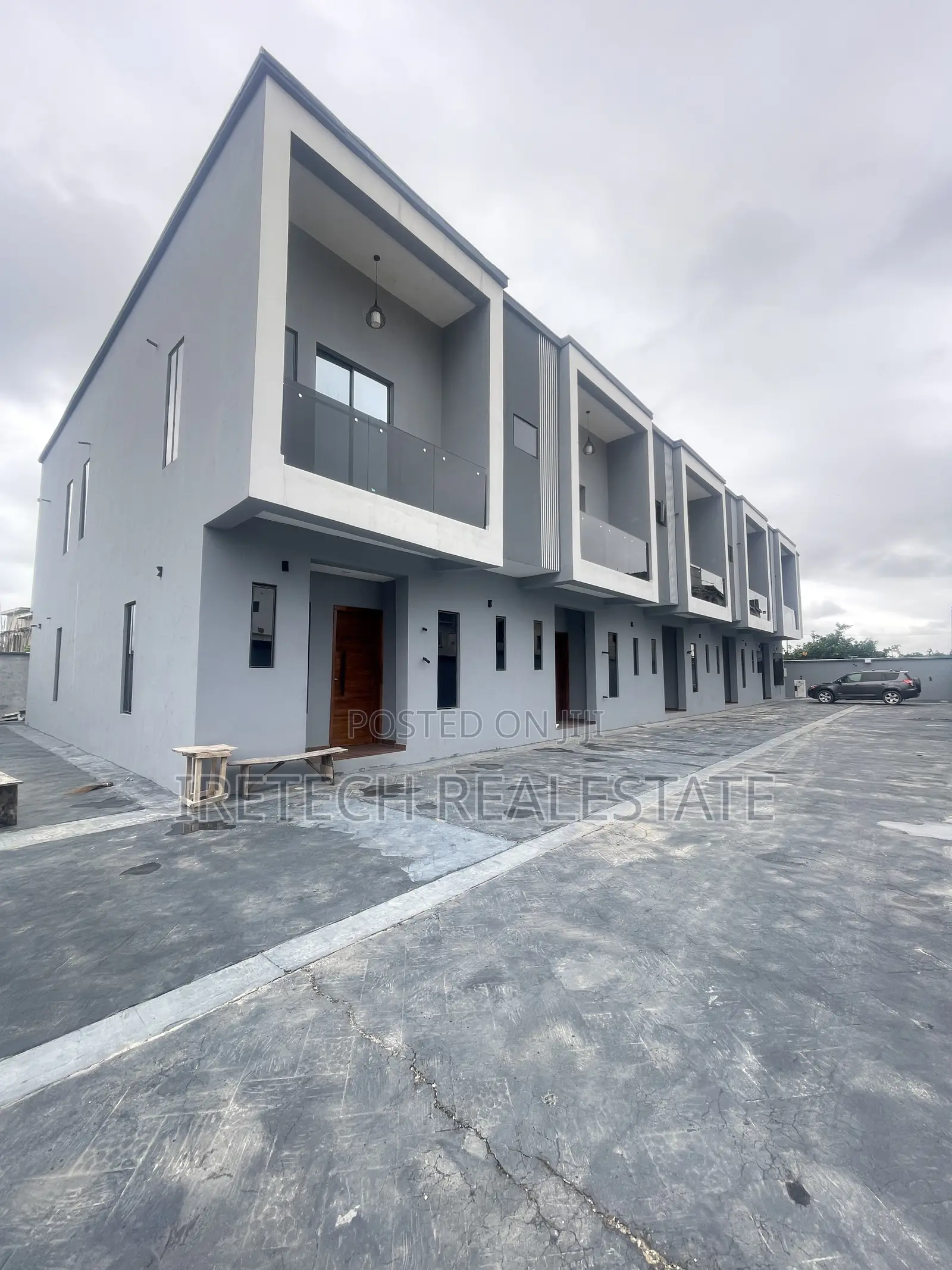 4bdrm Townhouse/Terrace in Abraham Adesanya for sale
