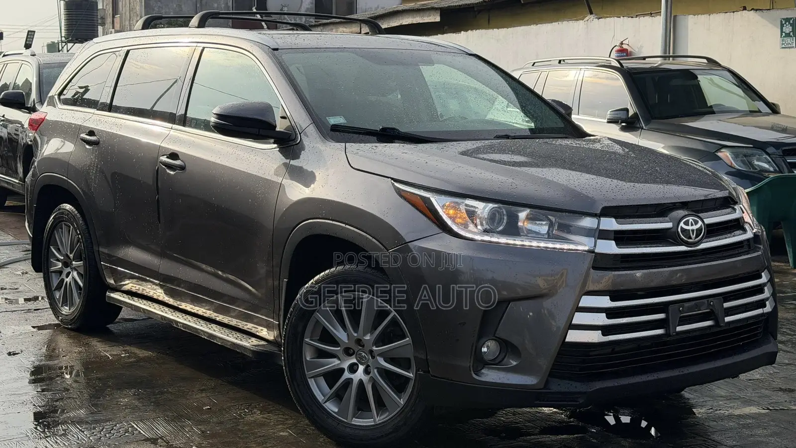 Toyota Highlander XLE 4dr SUV (3.5L 6cyl 6A) 2015 Gray