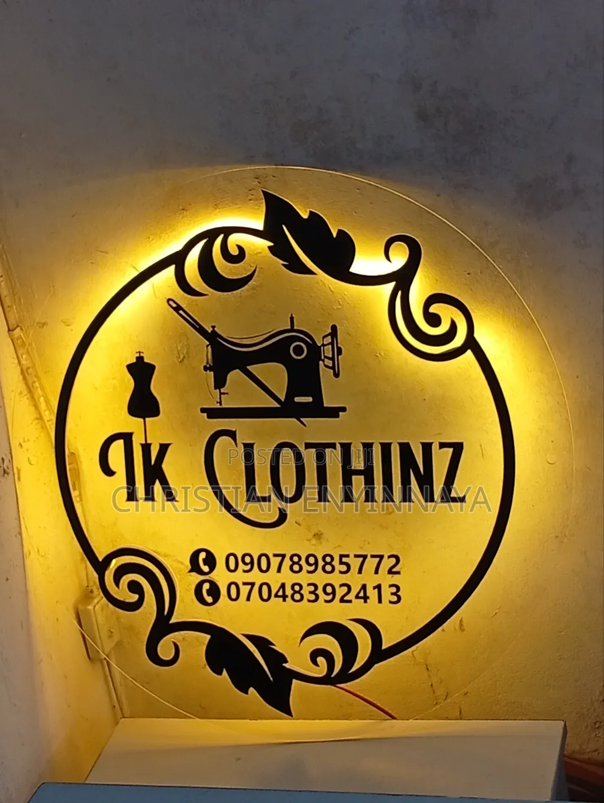 Round Acrylic Indoor Signage