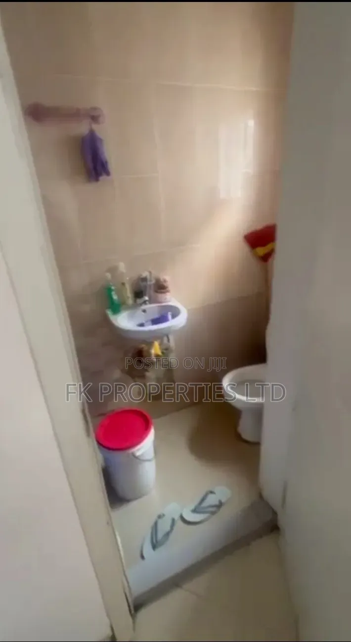 1bdrm Bedsitter in Agungi for rent
