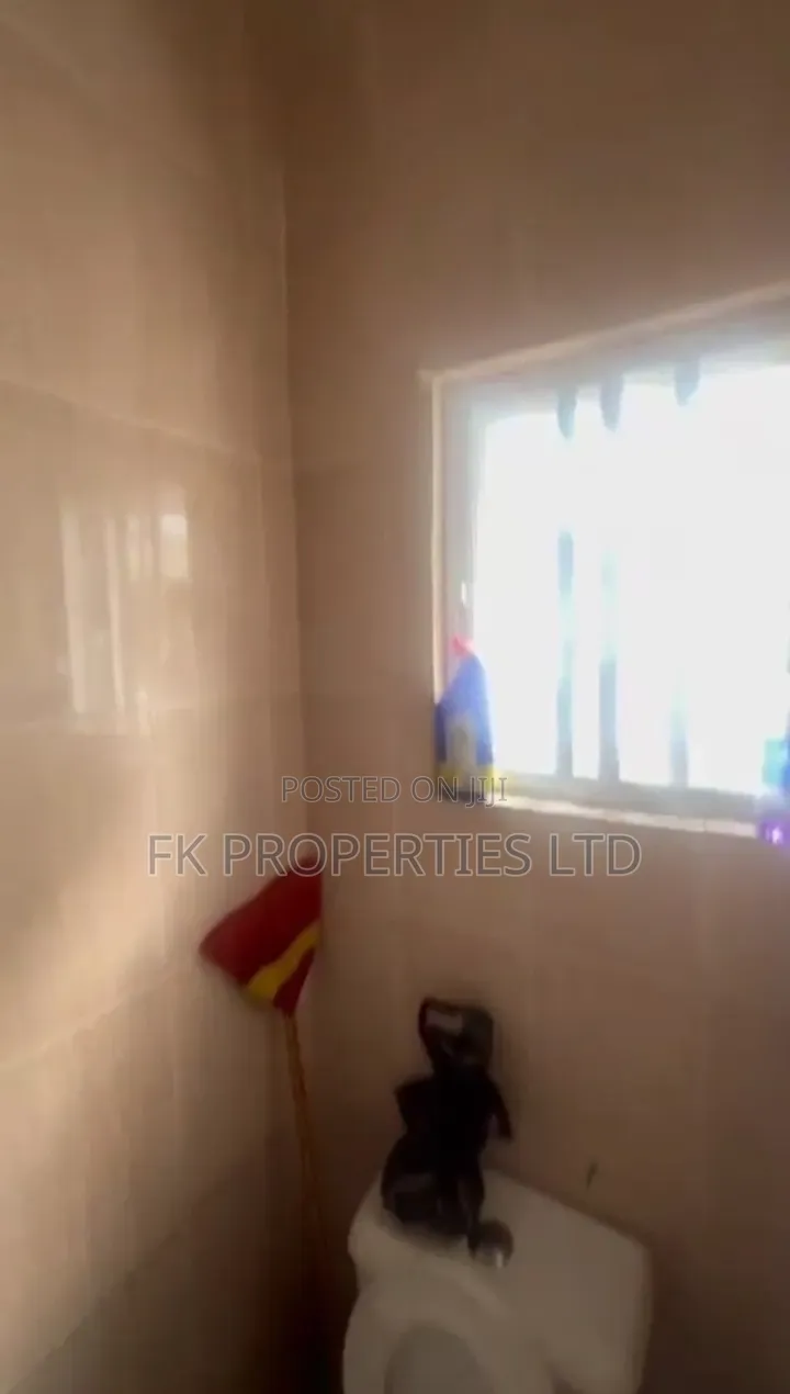 1bdrm Bedsitter in Agungi for rent