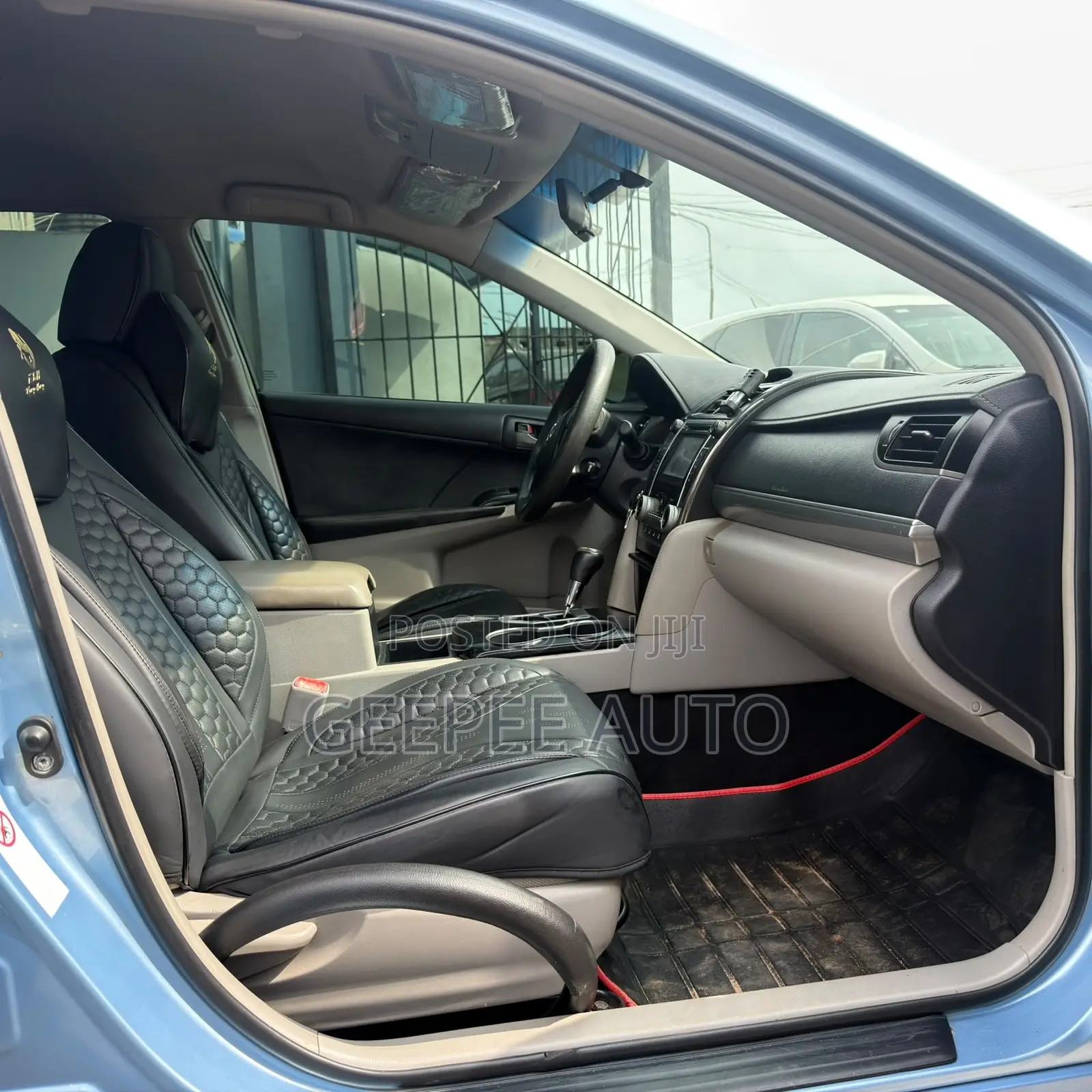 Toyota Camry LE 4dr Sedan (2.5L 4cyl 6A) 2014 Blue