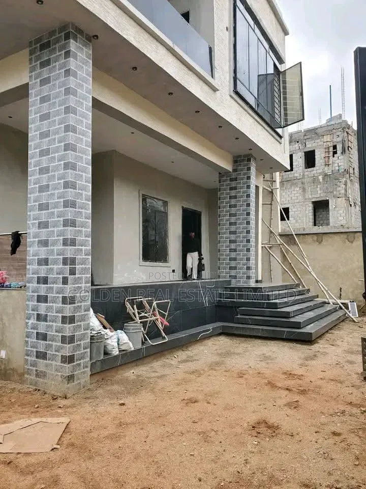 5bdrm Duplex in Katampe Extension for sale