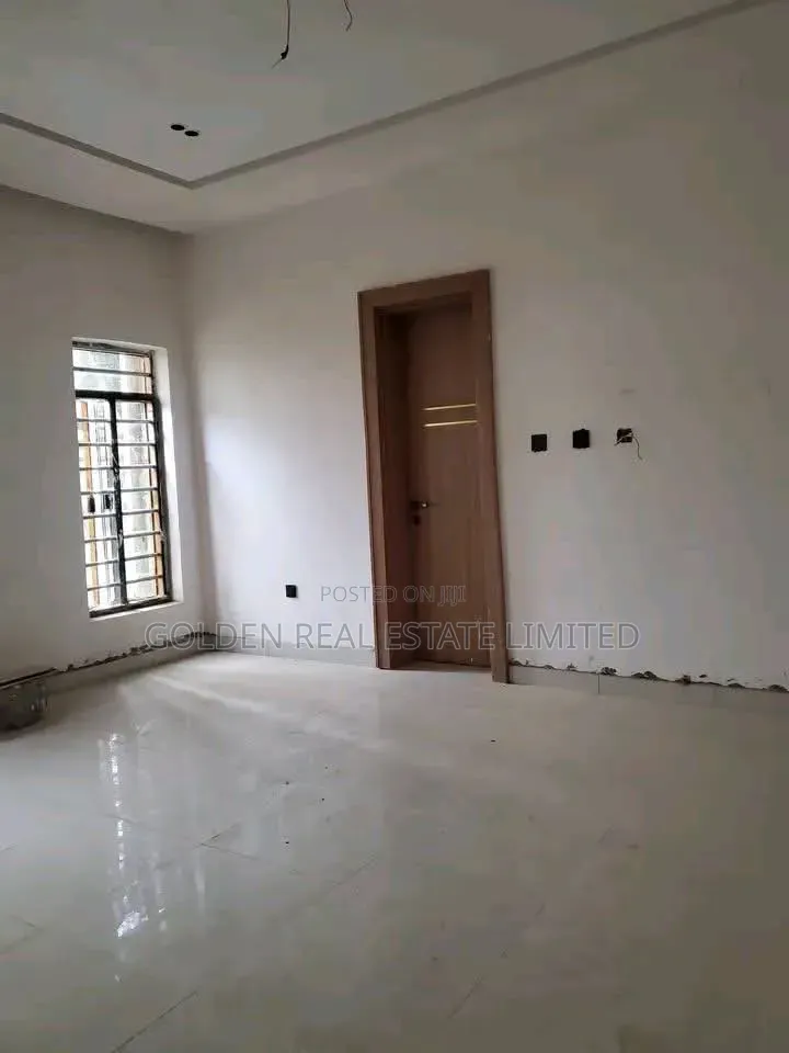 5bdrm Duplex in Katampe Extension for sale