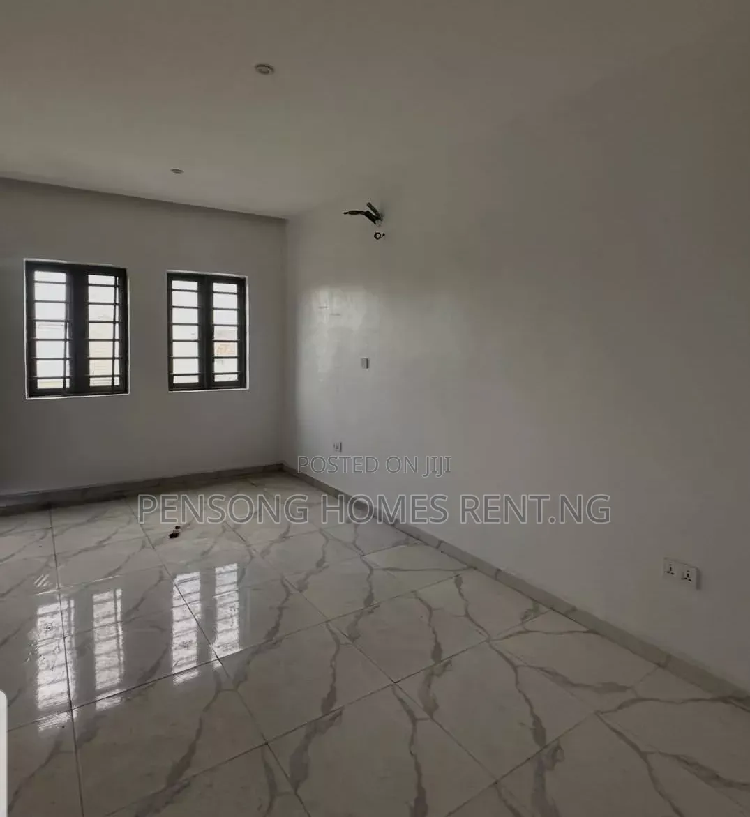 2bdrm Apartment in Ado Road, Lekki Expressway for rent