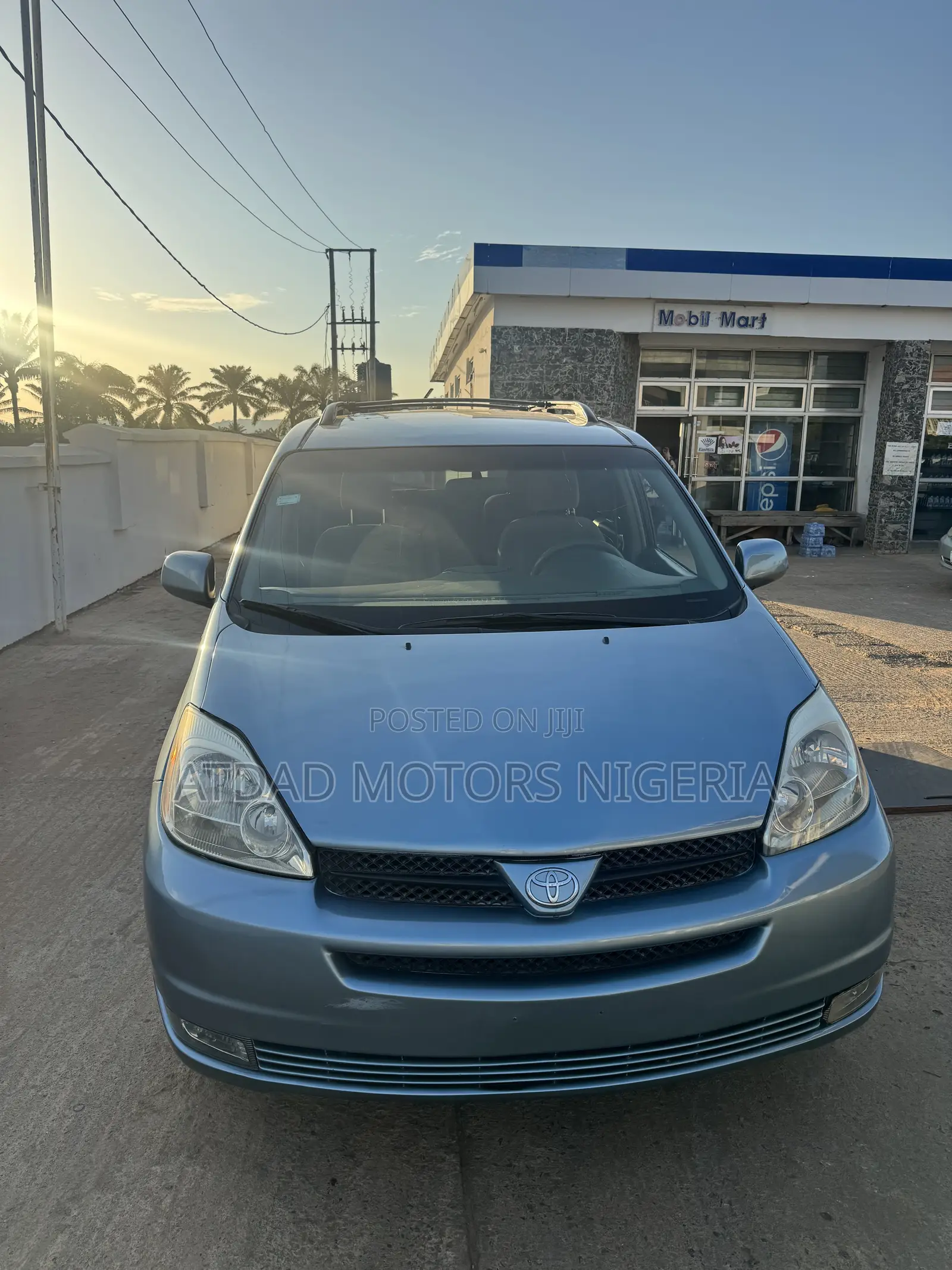 Toyota Sienna LE AWD 2005 Blue