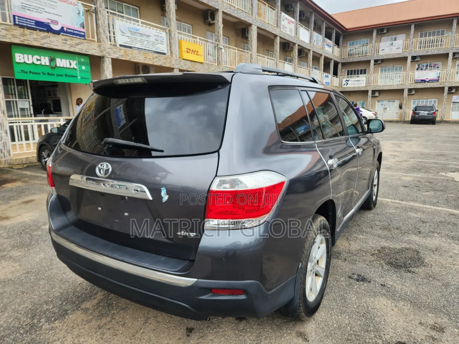 Toyota Highlander Plus 3.5L 4WD 2013 Gray