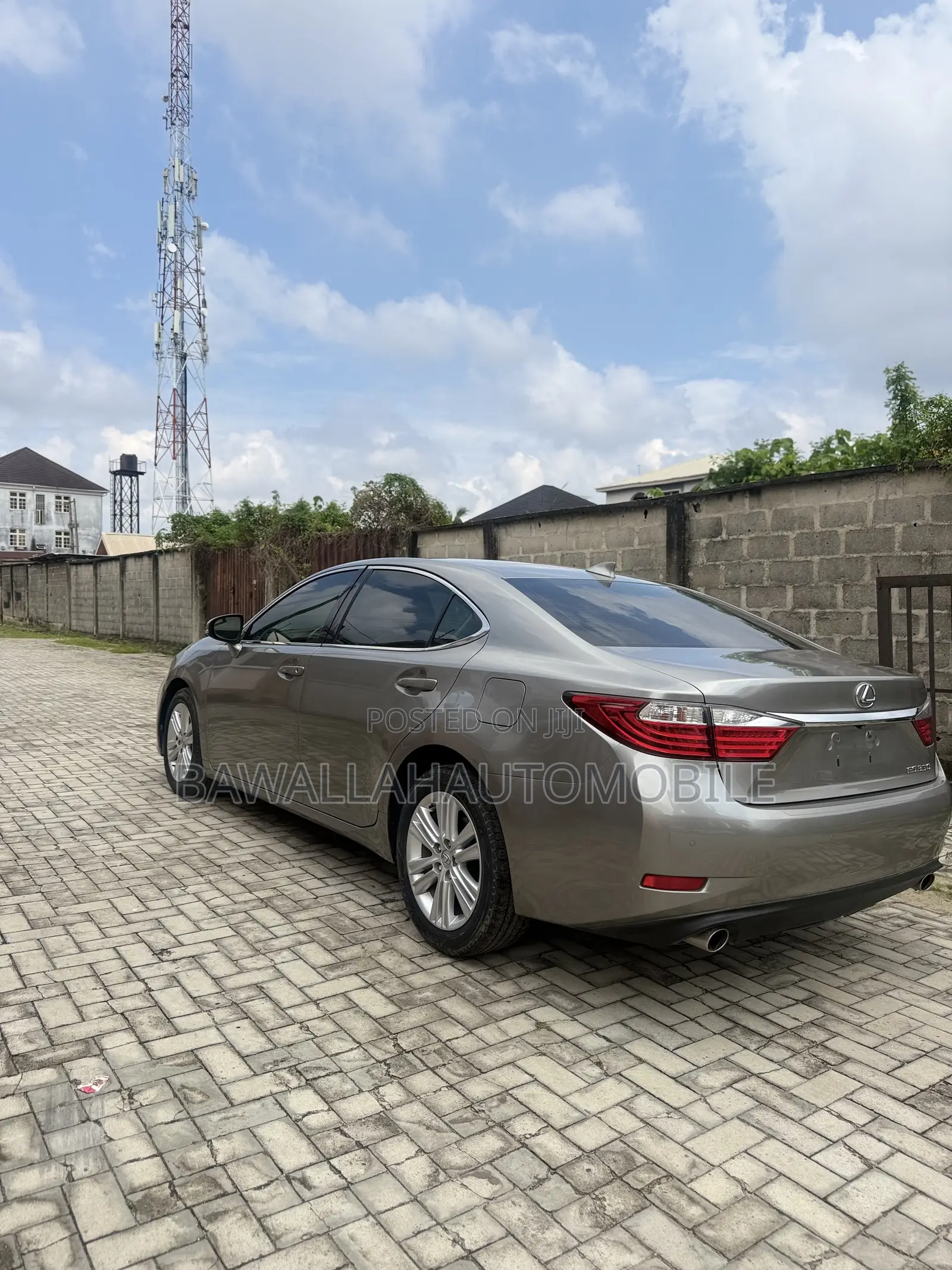 Lexus ES 2015 Brown