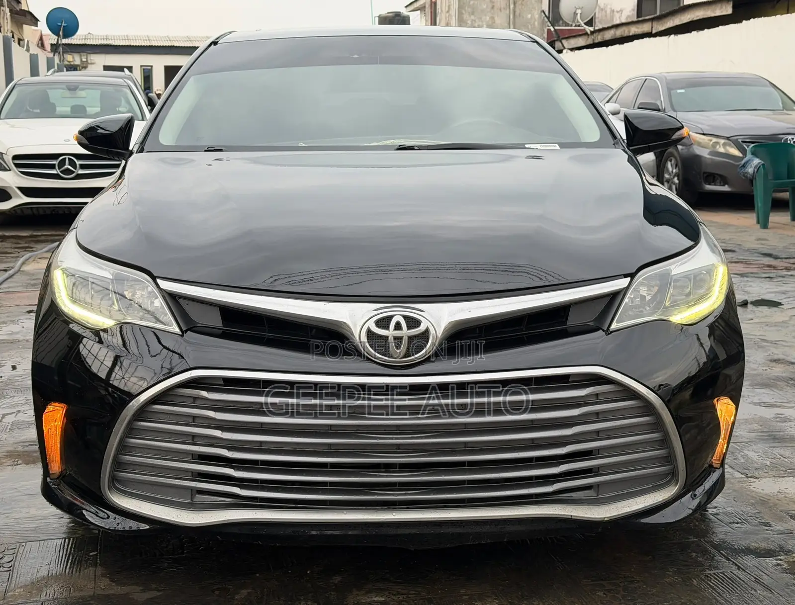Toyota Avalon Limited 4dr Sedan (3.5L 6cyl 6A) 2014 Black