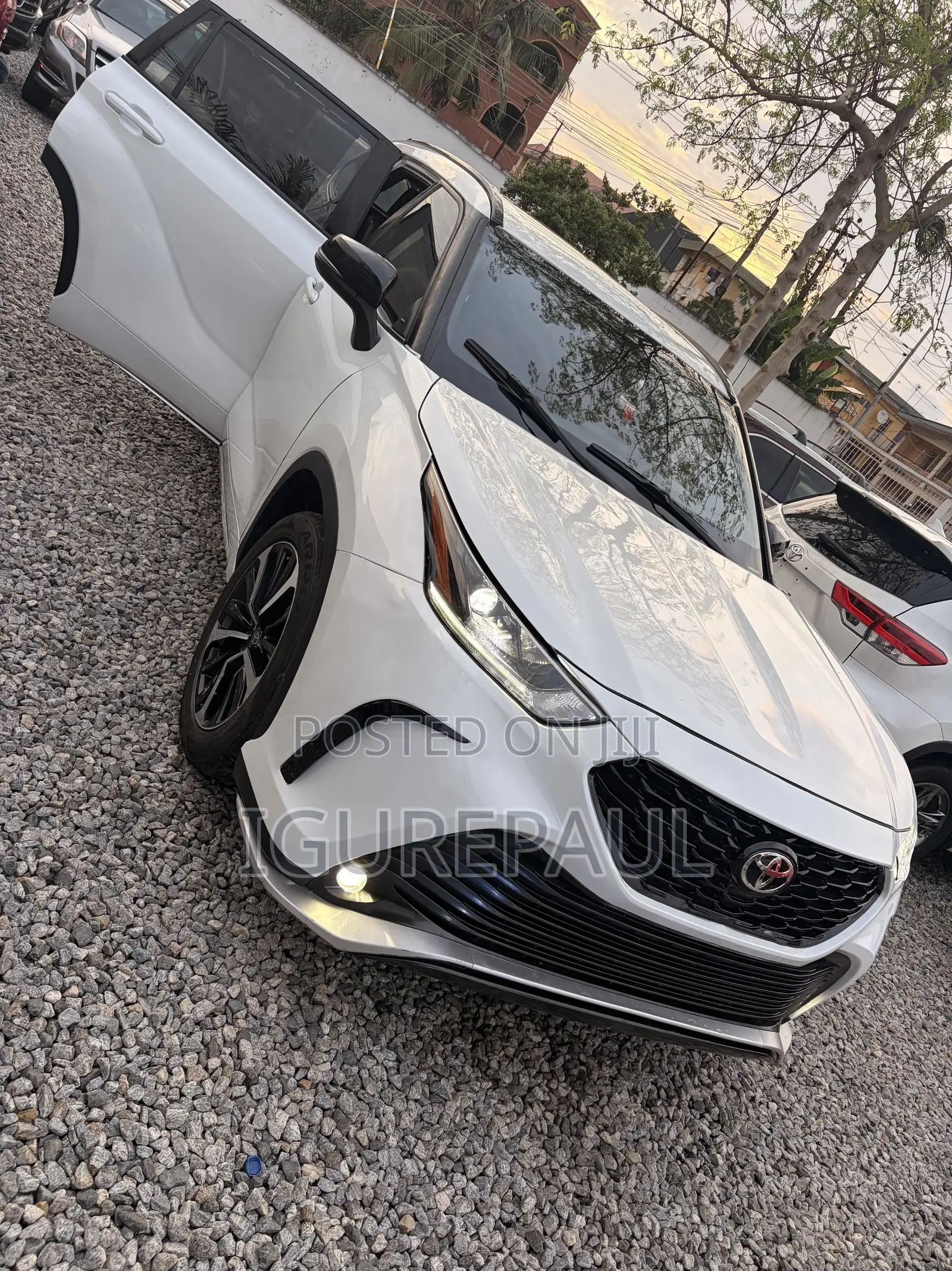 Toyota Highlander XSE 2022 White