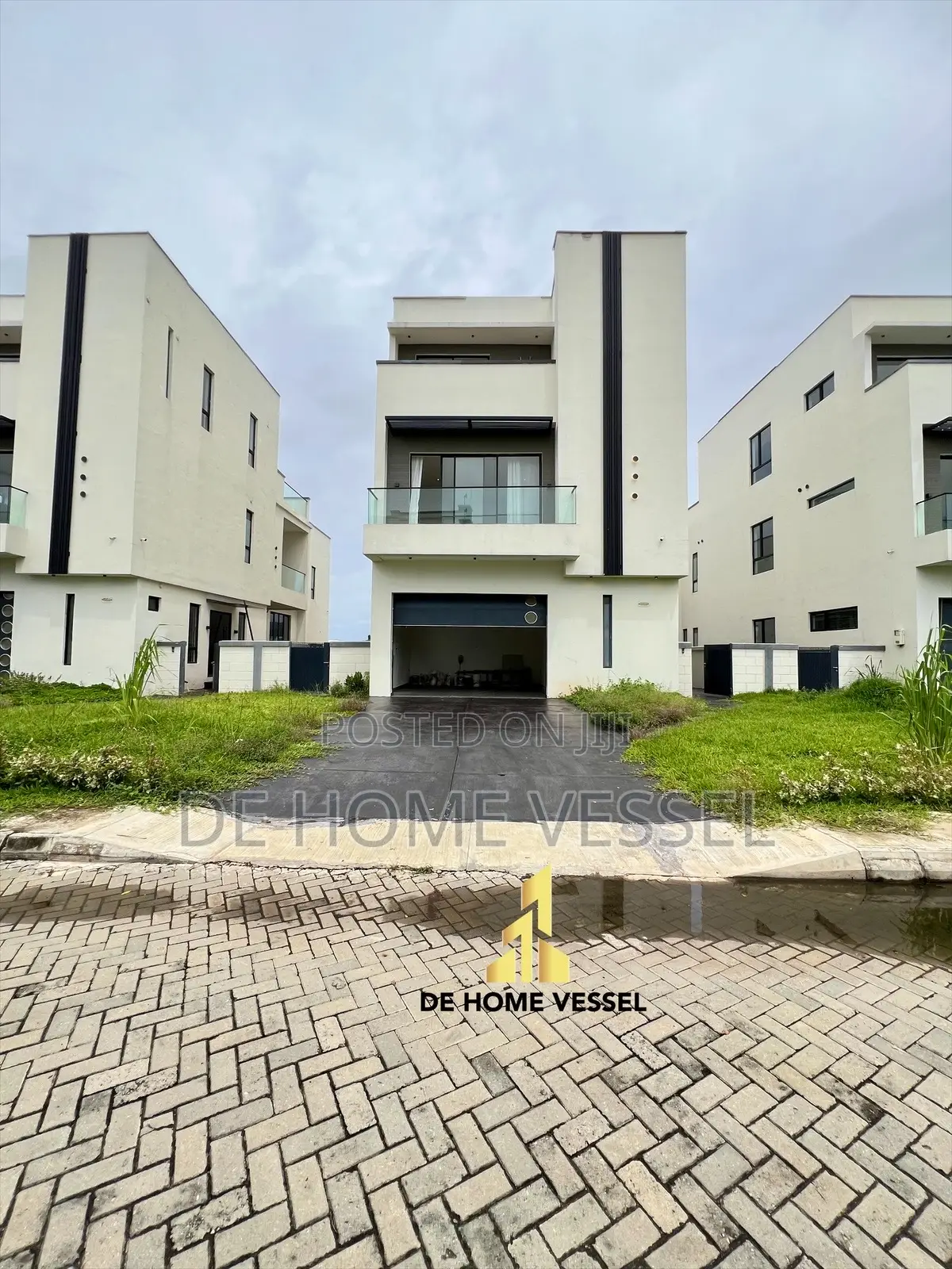 Furnished 5bdrm Duplex in VGC / Ajah for sale