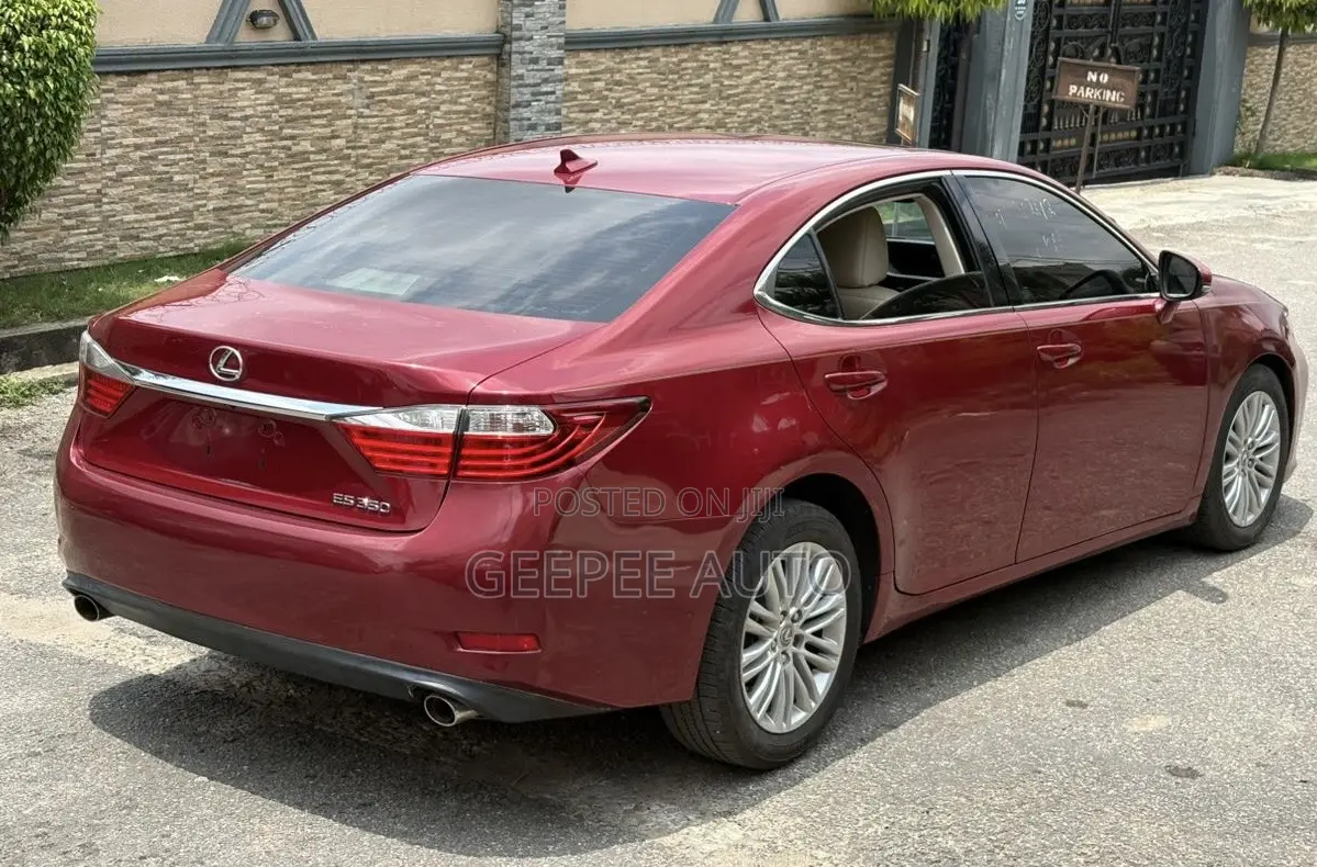 Lexus ES 350 FWD 2013 Red