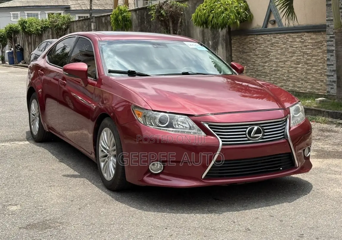 Lexus ES 350 FWD 2013 Red