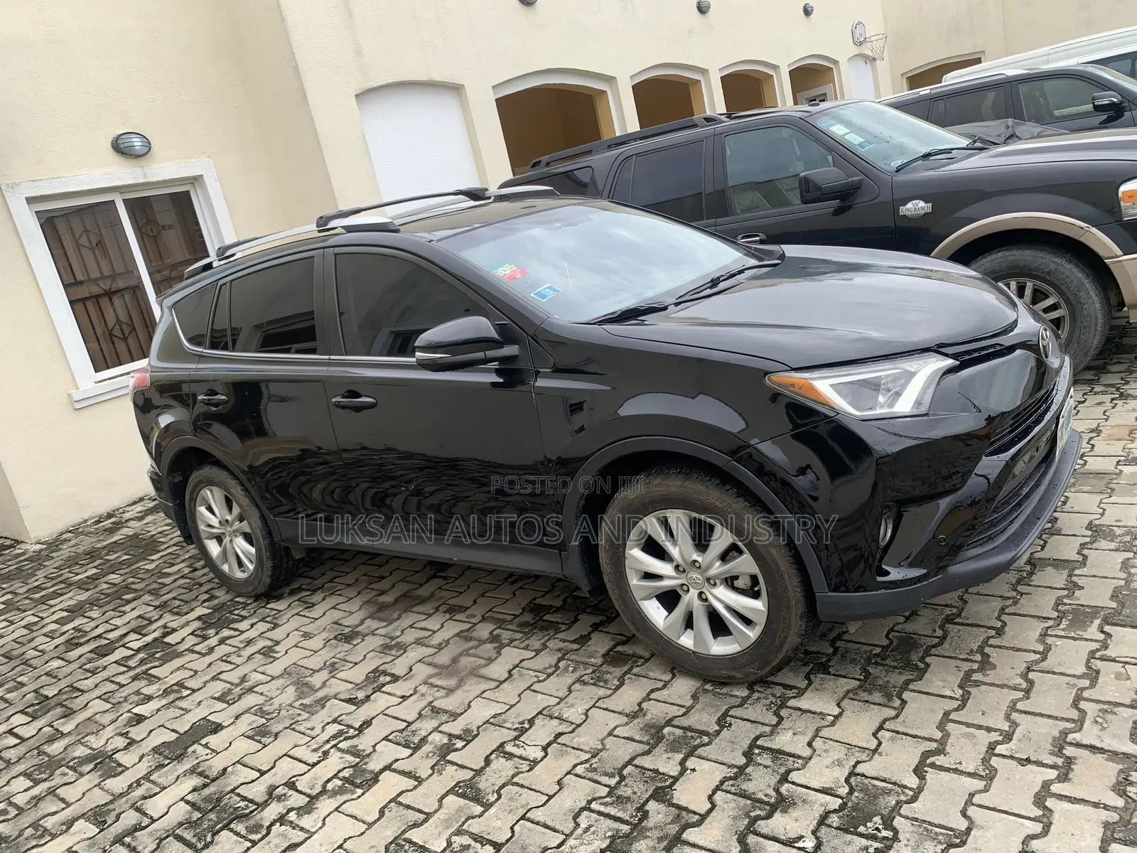 Toyota RAV4 Limited AWD (2.5L 4cyl 6A) 2013 Black