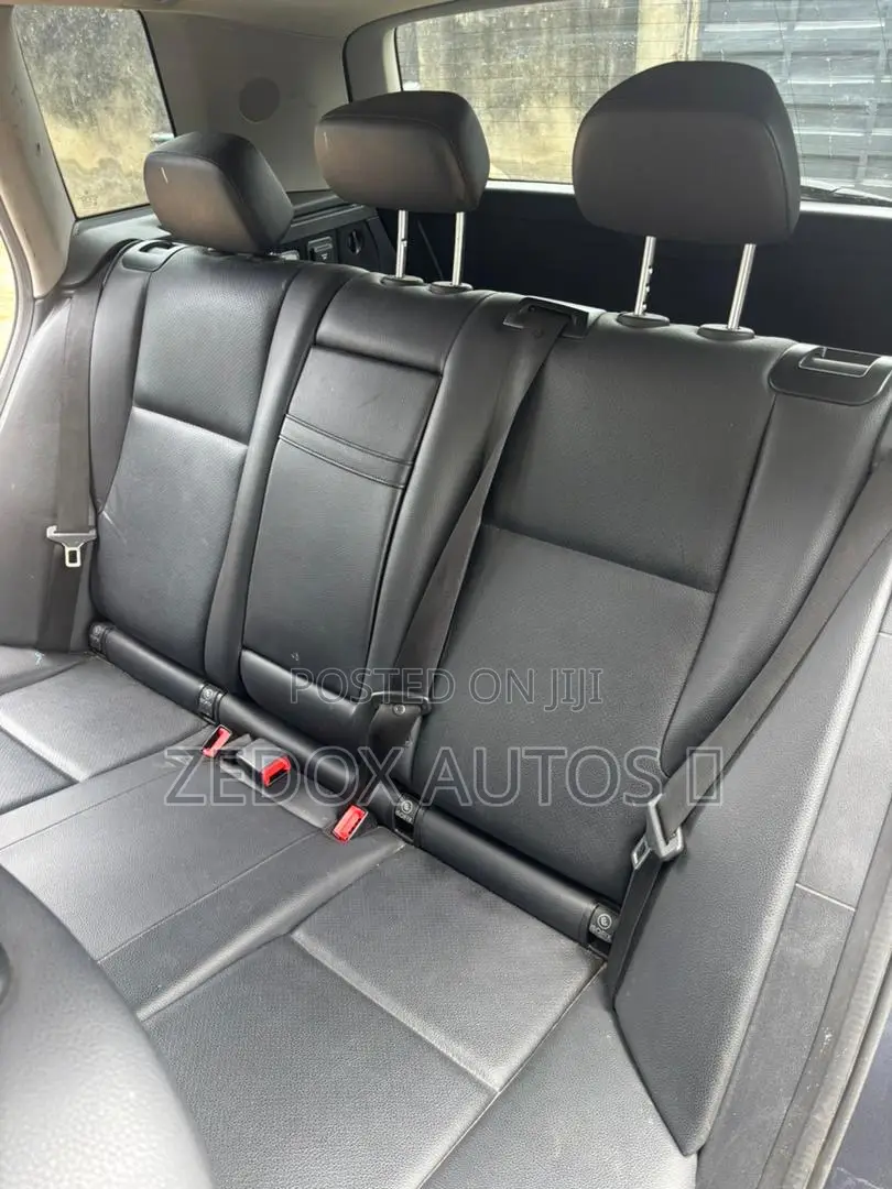 Mercedes-Benz GLK-Class 350 4MATIC 2013 Gray