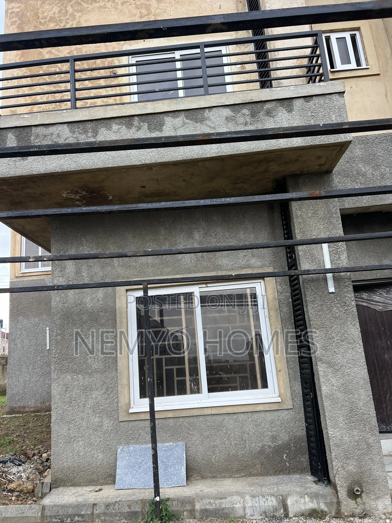 4bdrm Duplex in Lokogoma for sale