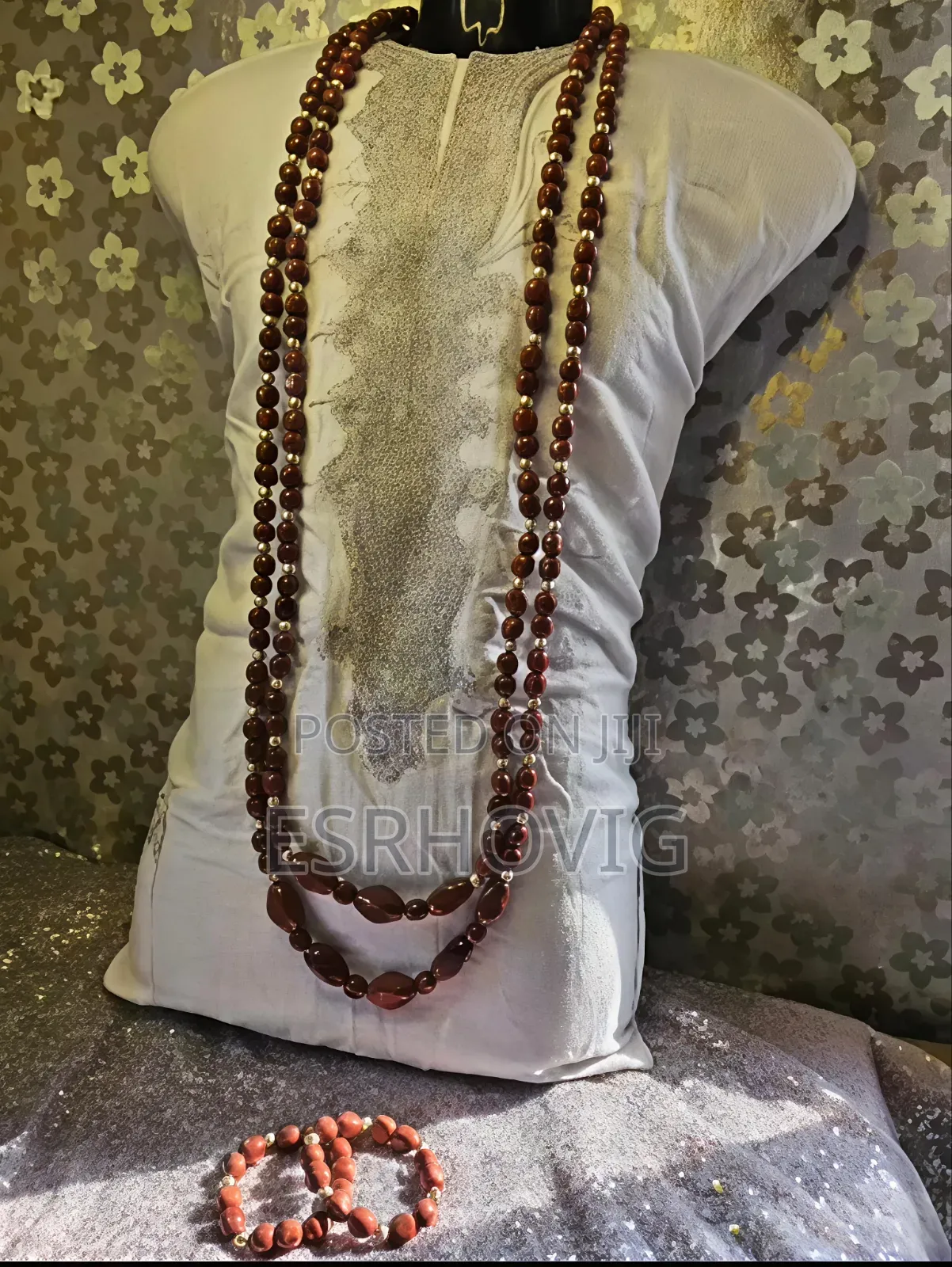 Akun Bead for Royalty