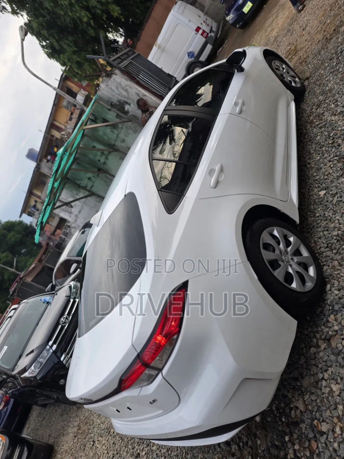 Toyota Corolla LE 2022 White