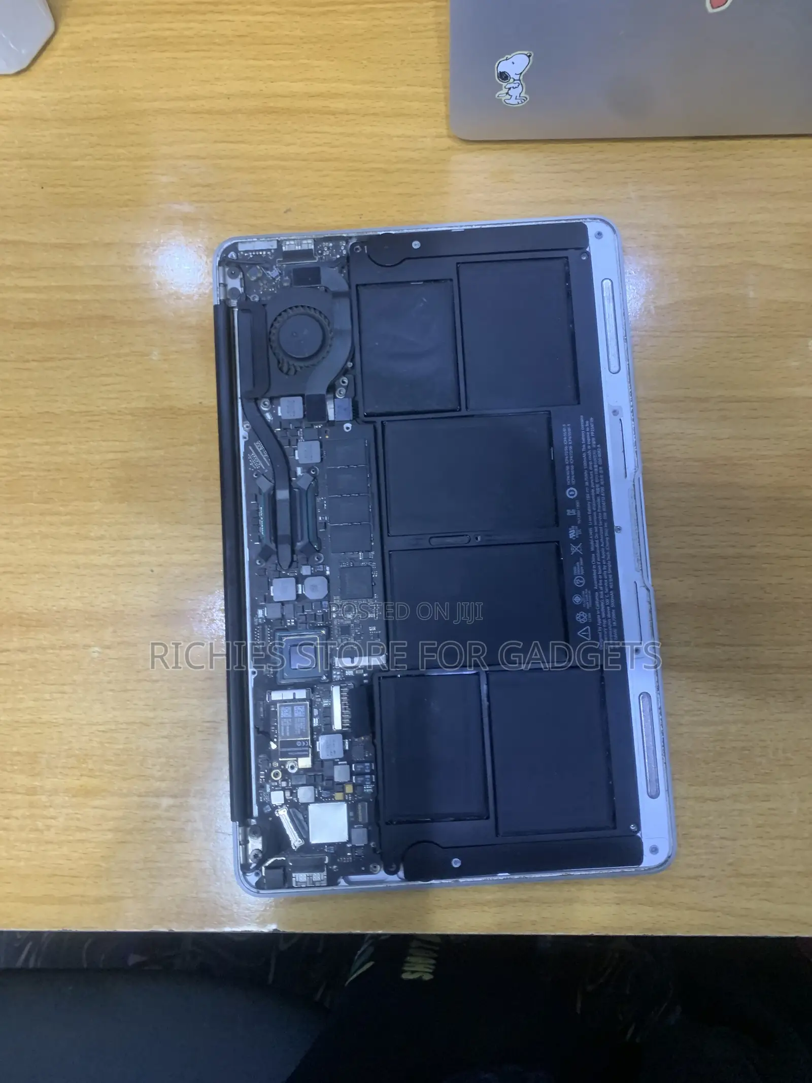 Repair of Macbook Air, Pro,