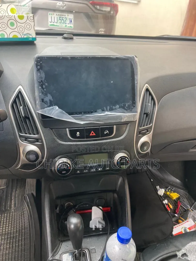Hyundai Tucson Navigation Android/Reverse Camera