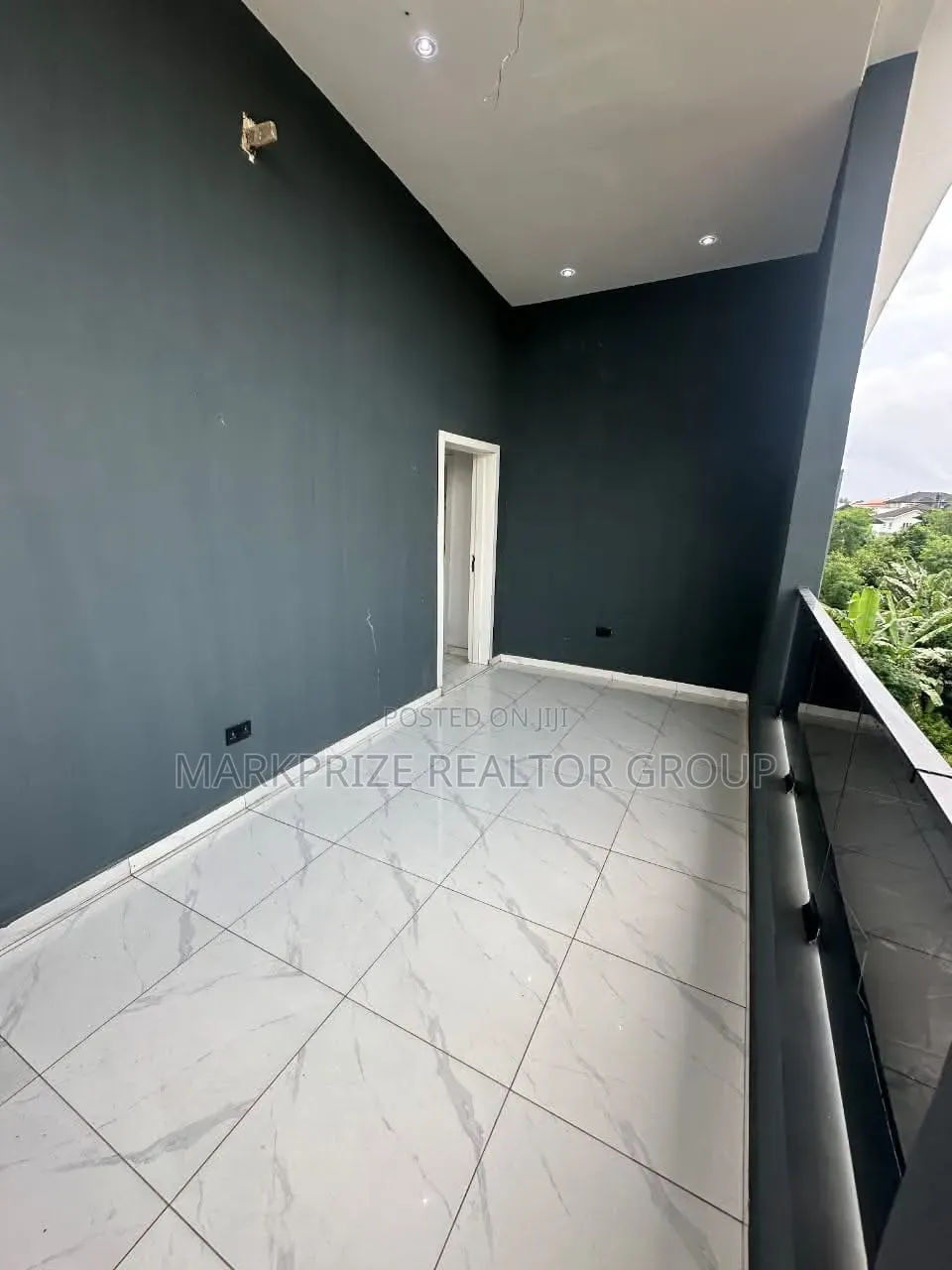 4bdrm Duplex in Omole Phase 2 for sale