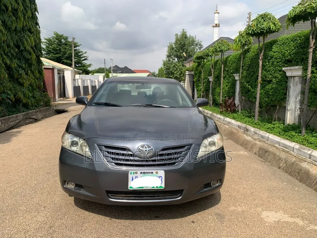 Toyota Camry LE 4dr Sedan (2.4L 4cyl 5A) 2008 Gray