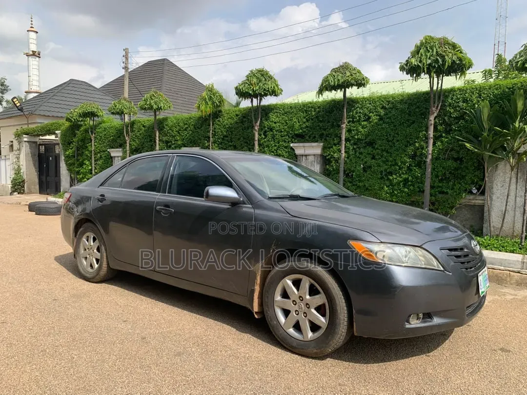 Toyota Camry LE 4dr Sedan (2.4L 4cyl 5A) 2008 Gray