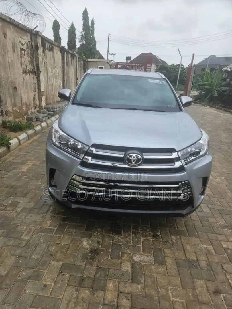 Toyota Highlander 2015 Silver