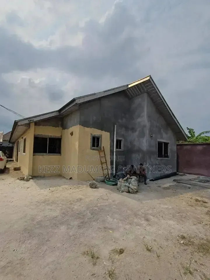 6bdrm Block of Flats in Ada George Port, New Layout for sale