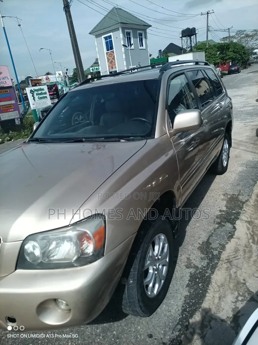 Toyota Highlander 2006 Gold