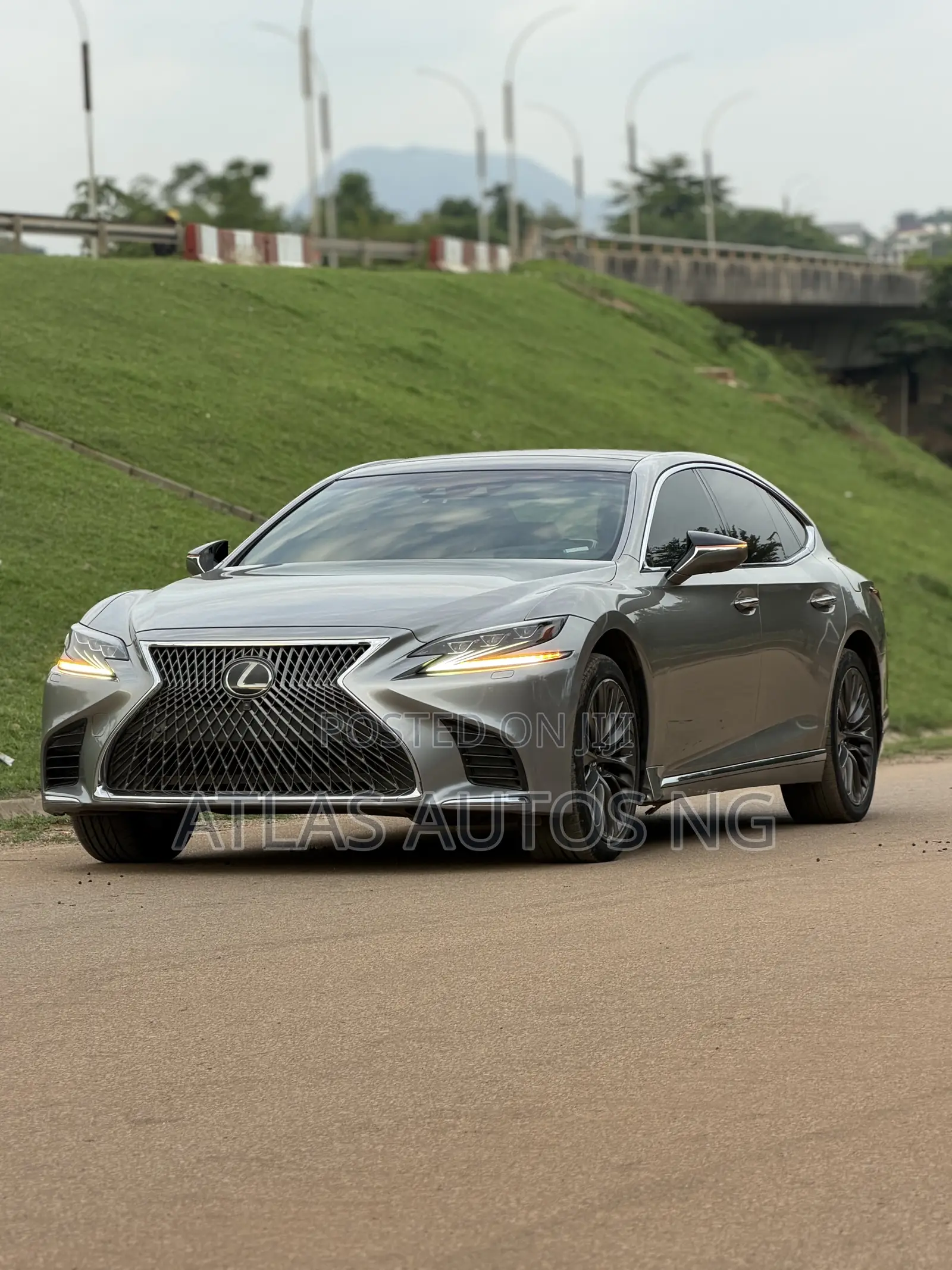 Lexus LS 500 AWD 2018 Gold
