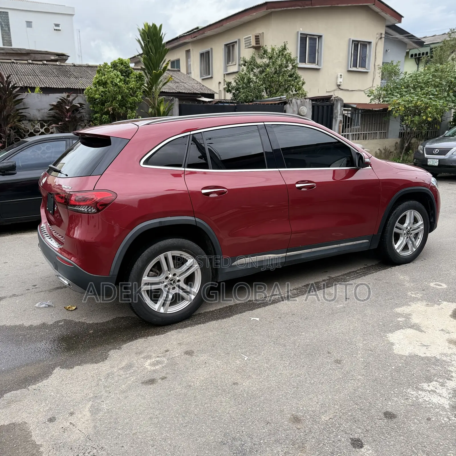 Mercedes-Benz GLA 250 2021 Red