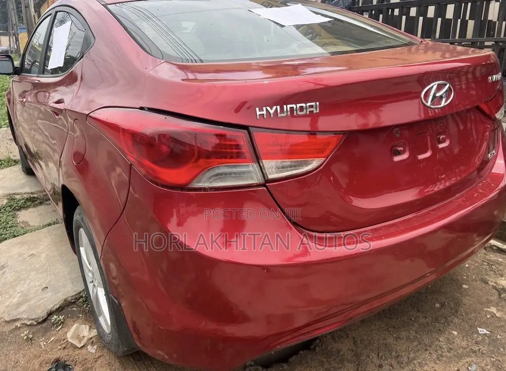 Hyundai Elantra GLS Automatic 2012 Red