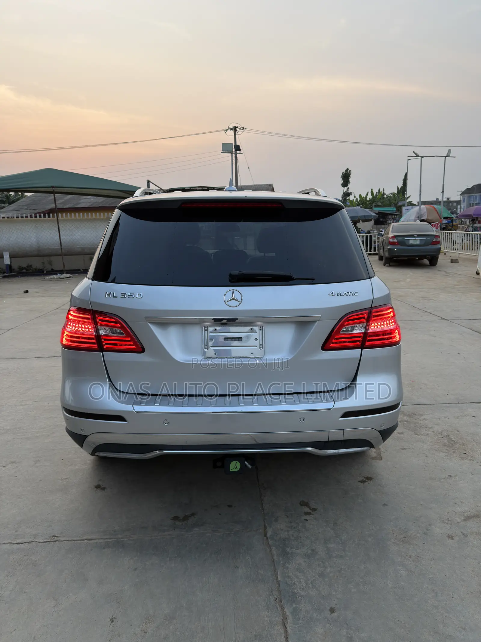 Mercedes-Benz M Class ML350 4MATIC 4dr SUV AWD (3.5L 6cyl 7A) 2014