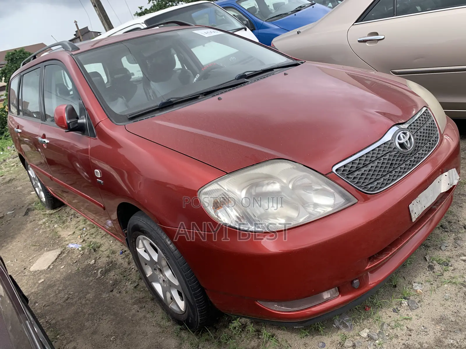 Toyota Avensis Verso 2006 Red
